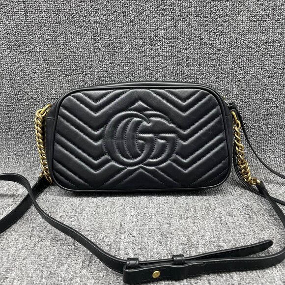 100% Authentic GUCCI Black Marmont Leather Shoulder Bag - Picture 2 of 14